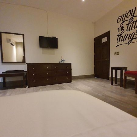 Punto Madero Hotel & Plaza Mocorito 外观 照片