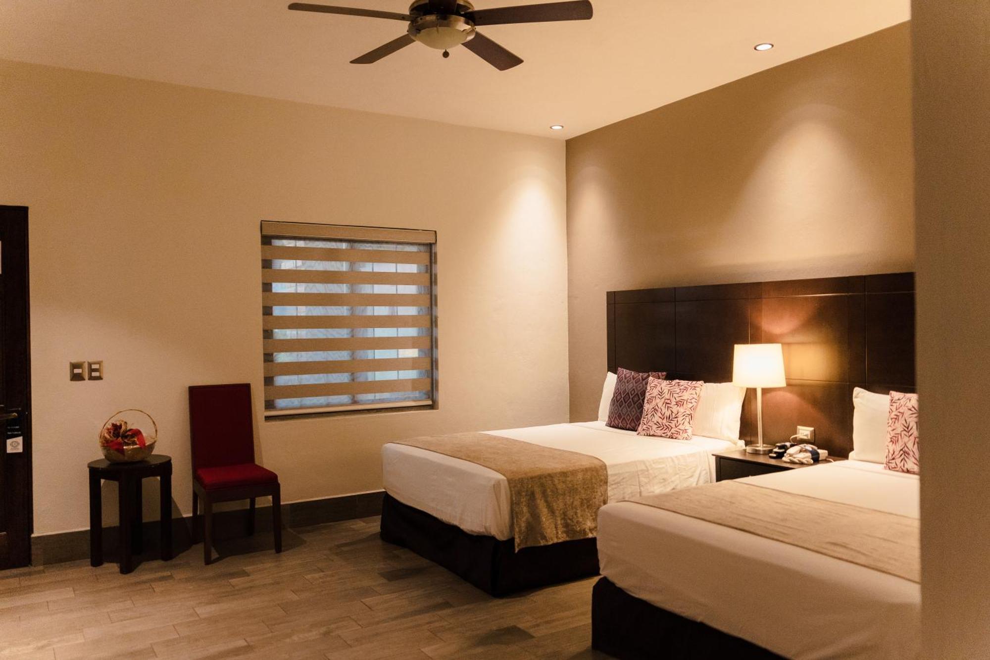 Punto Madero Hotel & Plaza Mocorito 外观 照片
